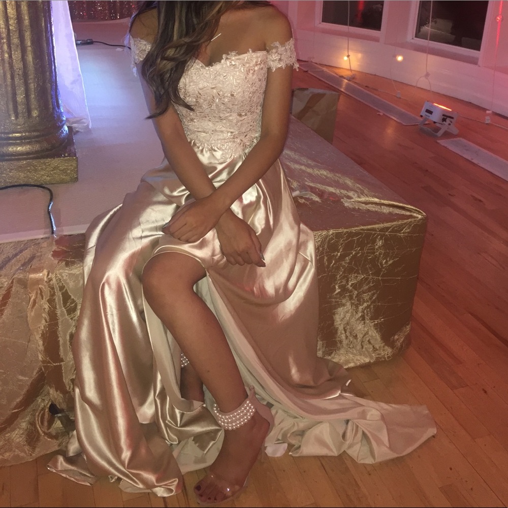 Off shoulder Champagne wedding  dress